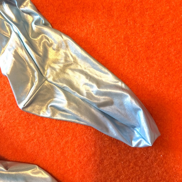 Simone Wild icy blue lame stretchy satin tigh-highs overknee socks NWOT - Picture 4 of 9